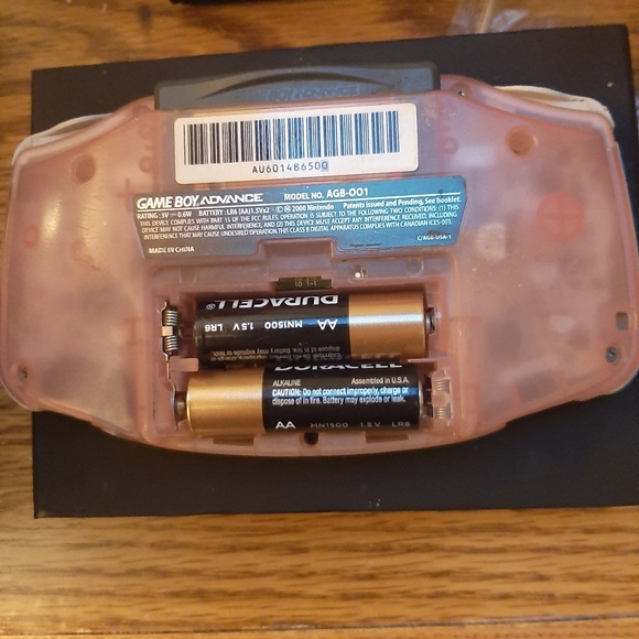 Gameboy Advance - Picture 3 of 3